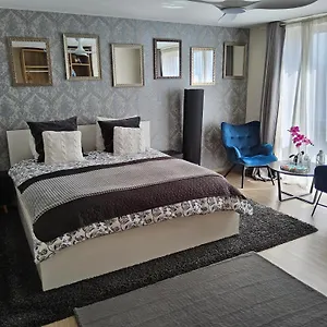 https://chambre-luxueuse.brusselshotelsbook.com