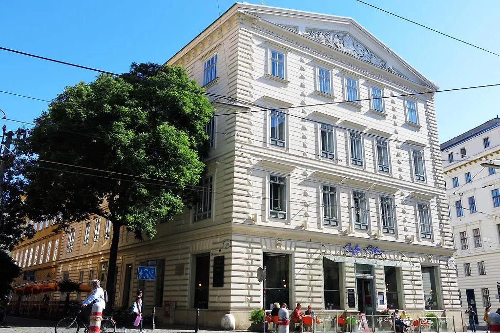 Aeki City Viena Apartamento